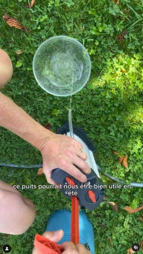 au boulot influenceurs qui ont adopté le purificateur d'eau ORISA et collabore avec Fonto de vivo