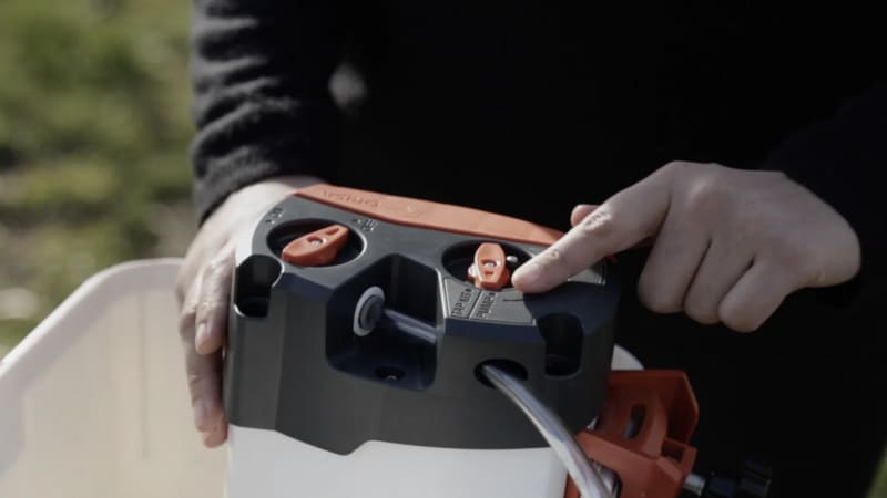 entretien du filtre à eau orisa grâce à l'innovation du retrolavage