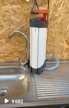 la micro ferme d'alysson influenceuse qui a adopté le purificateur d'eau ORISA et collabore avec Fonto de vivo
