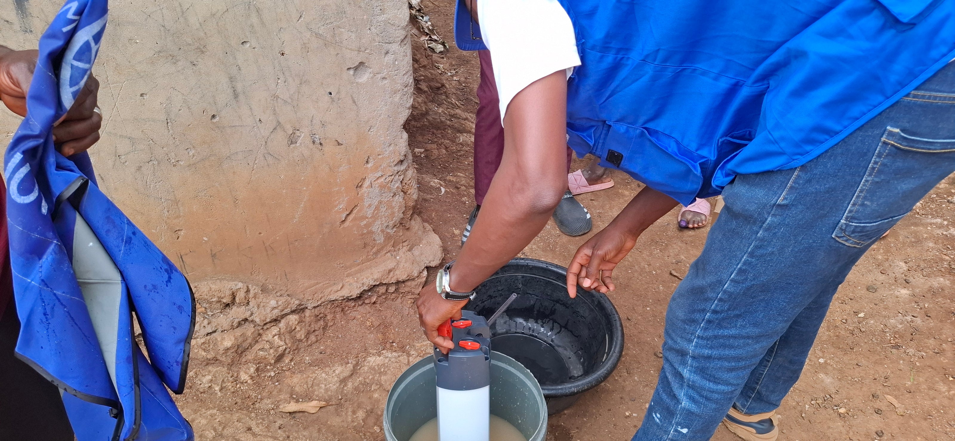 IOM filtre l'eau non potable du fleuve Bénoué au Nigéria