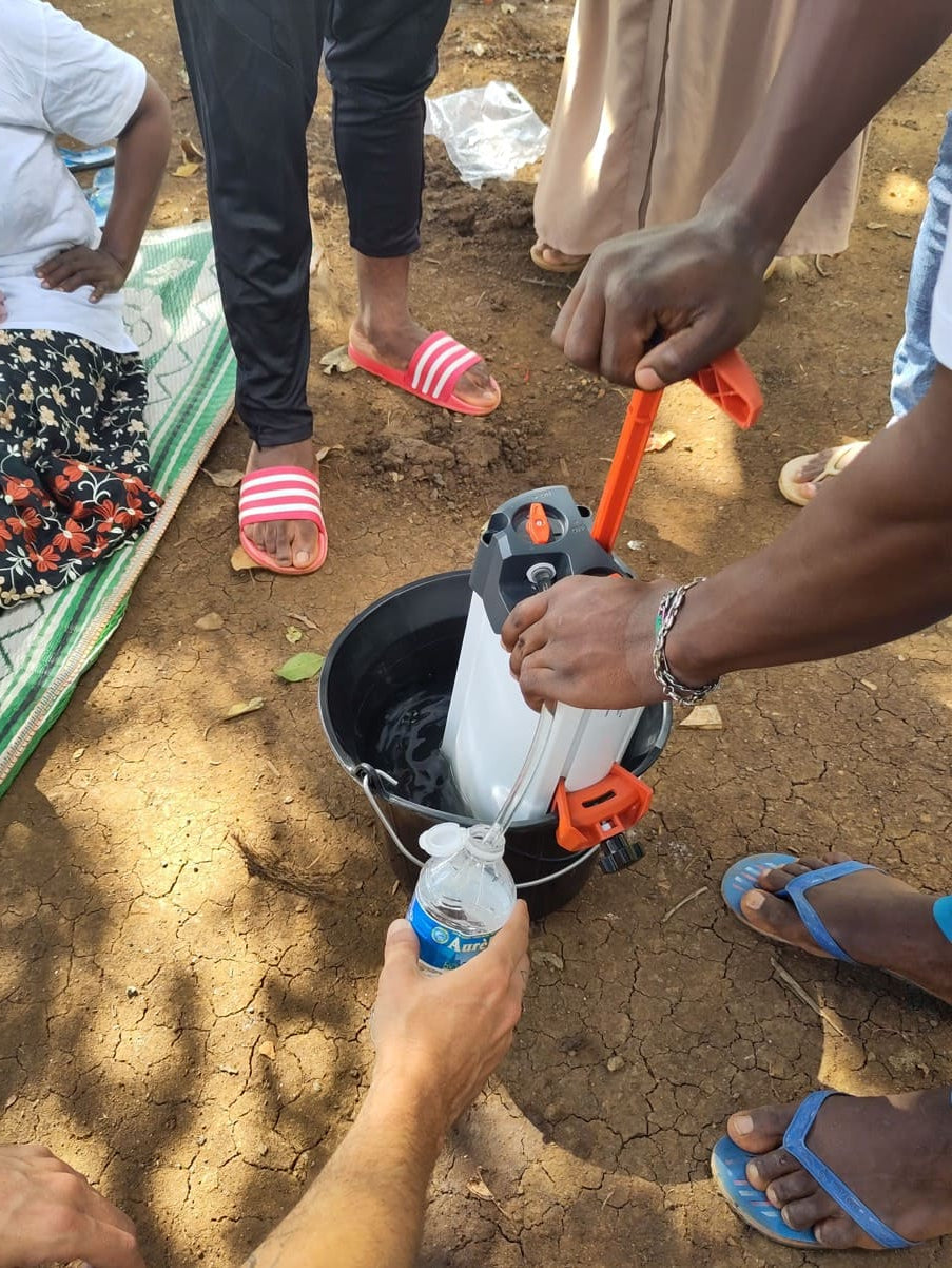 formation à l'utilisation du purificateur d'eau orisa par solidarités international à mayotte